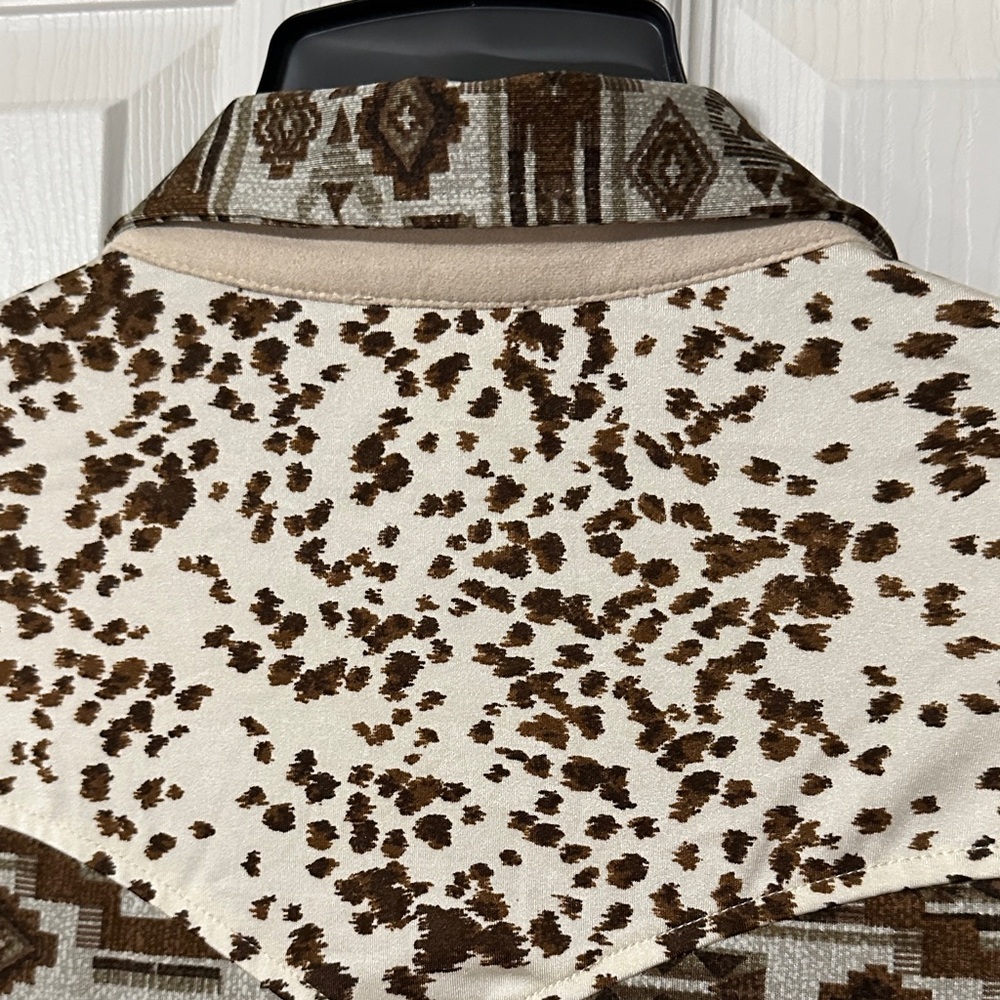 Sterling & Stitch Cream, Brown, Gray Print Shirt - Picture 8 of 8